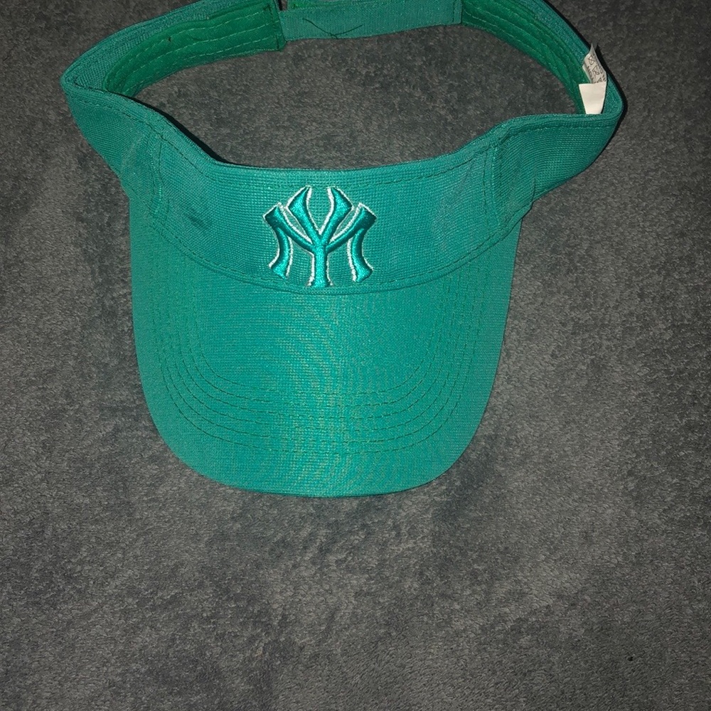 Green NY sun visor